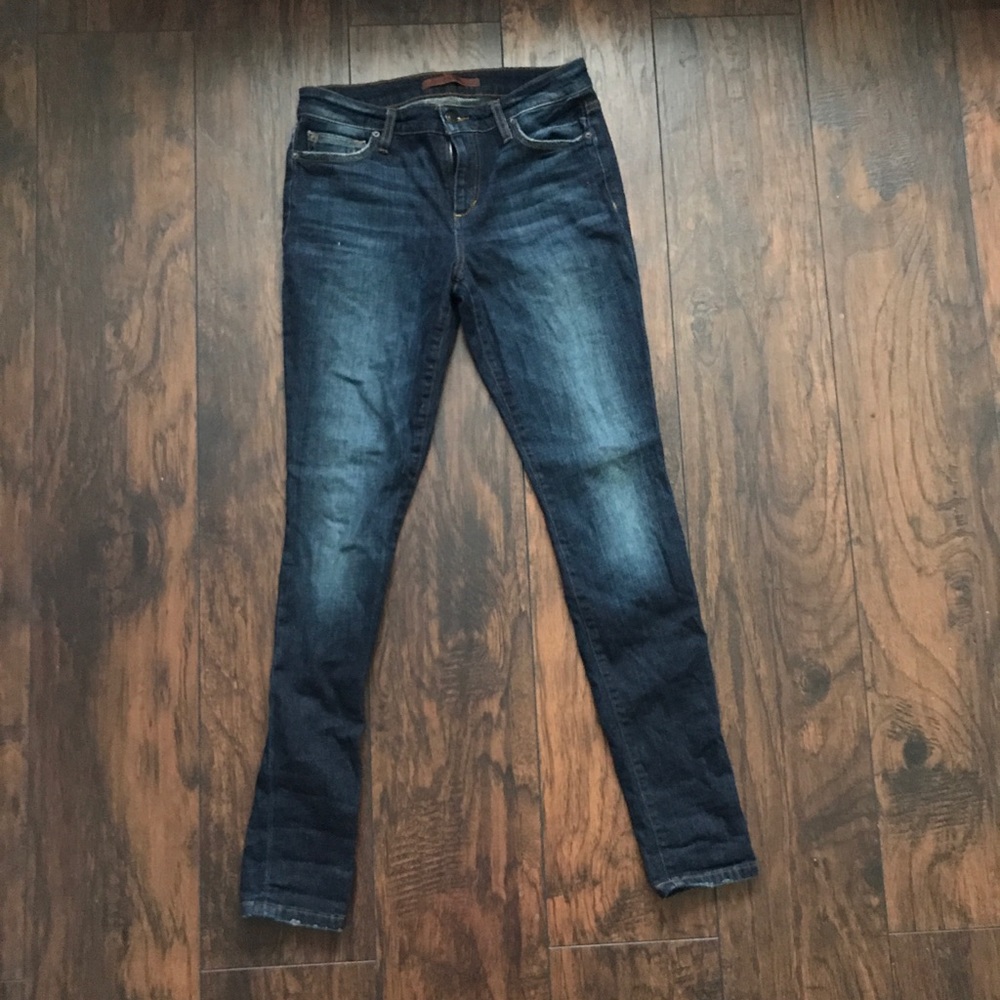 Joe’s Jeans The Honey Skinny. Size 28